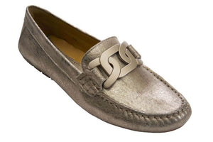 The Aiker in opal is an ultra-soft glove leather loafer.  Features a matching chain ornament, padded leather insole and rubber driving sole. Heel height is approximately .25 inch.