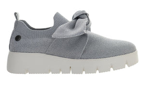 The FX Serenity in light grey stretch fabric is an adorable sneaker with a twisted bow.
