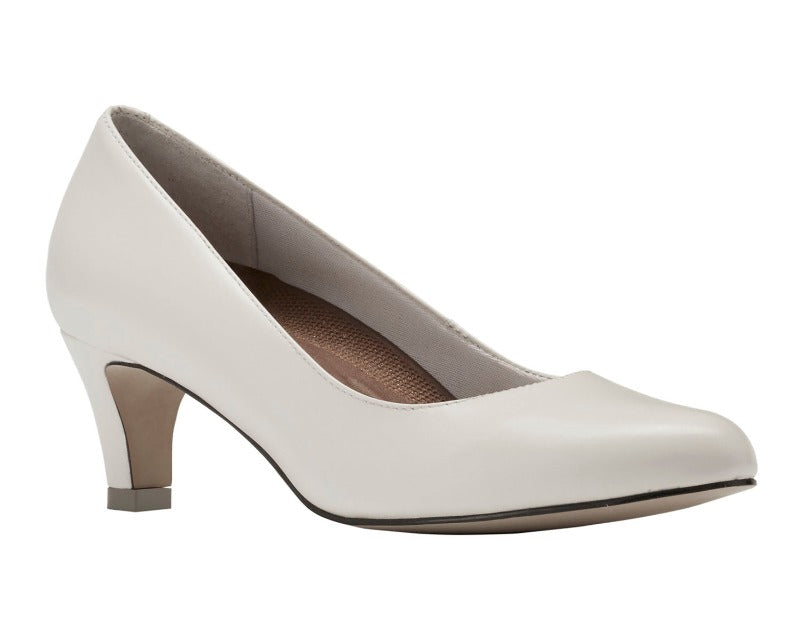 The Joy II in white by Ros Hommerson features a comfort inspired footbed which forms a round toe pump so comfortable you just might forget you are wearing them