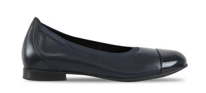 Skimmer or ballet flat; Mila in navy is a versatile style when you are in a hurry, but still want to look great.