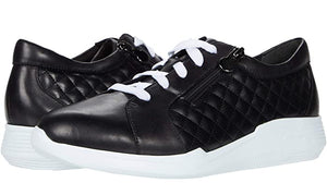 Another fantastic athleisure oxford from Munro. A chic black & white color combination, the Emmie has soft calf leather with imitation leather quilted quarters on an ultra-lightweight molded EVA outsole; a must have walking shoe. An outside zipper make tying laces an option. The removable footbed is contoured with an arch and gently cupped heel for maximum support and comfort. 