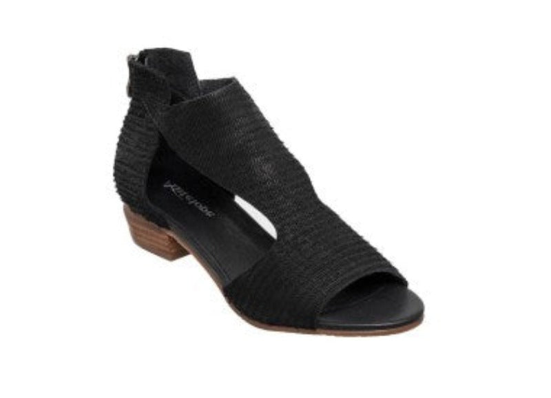 This special piece is made from brush leather that makes your foot feel right at home. A low heel provides a bit of height but leaves you in the comfort zone. Clean and simple lines define this classic shoe that can be worn with enjoyment all day, and pretty much any look you can imagine. Upper made of fine quality leather Insole is latex cushioned and coated in smooth breathable leather. Heel height is 1.5